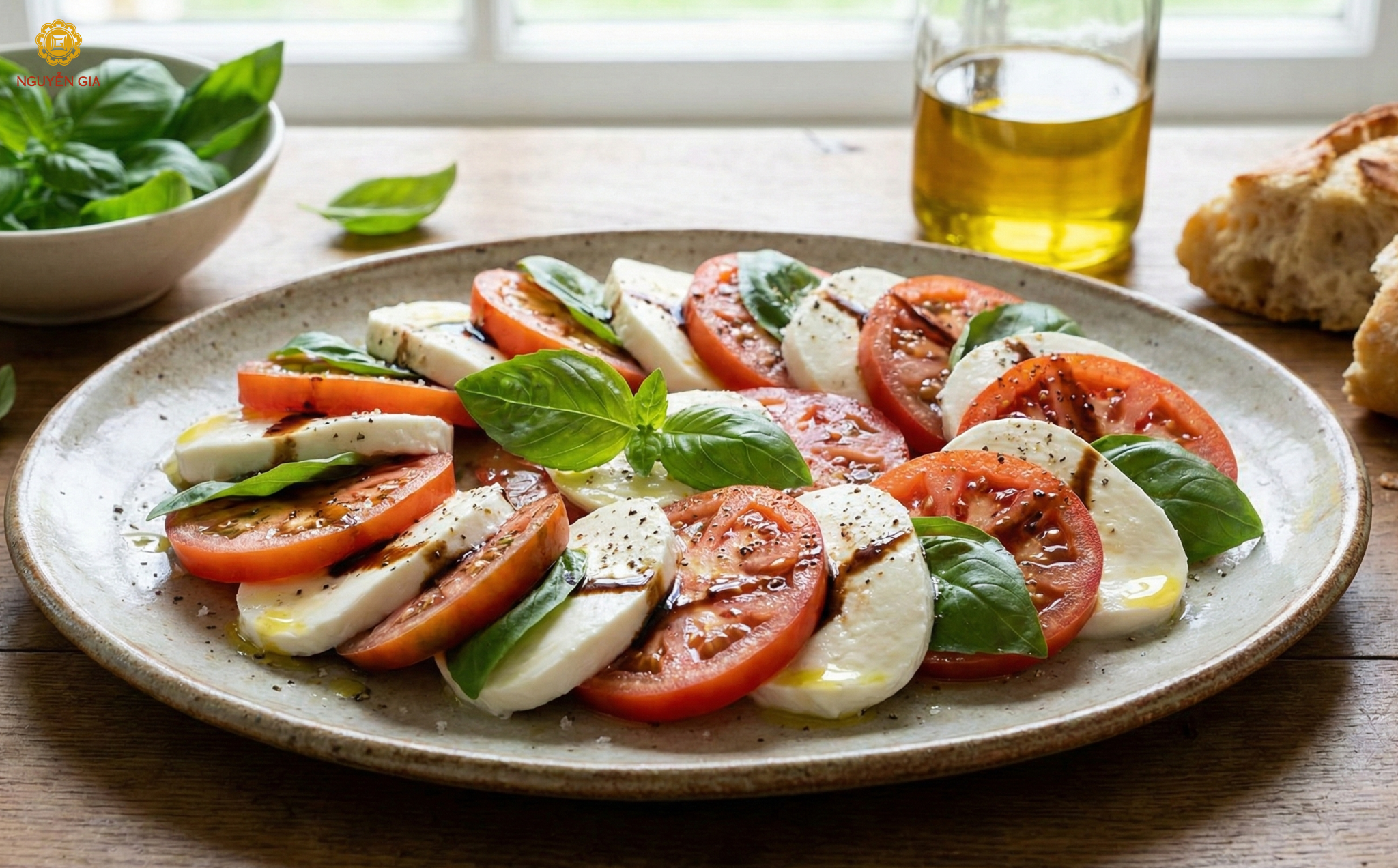 Caprese Salad là một trong các món salad châu âu xuất phát từ Ý