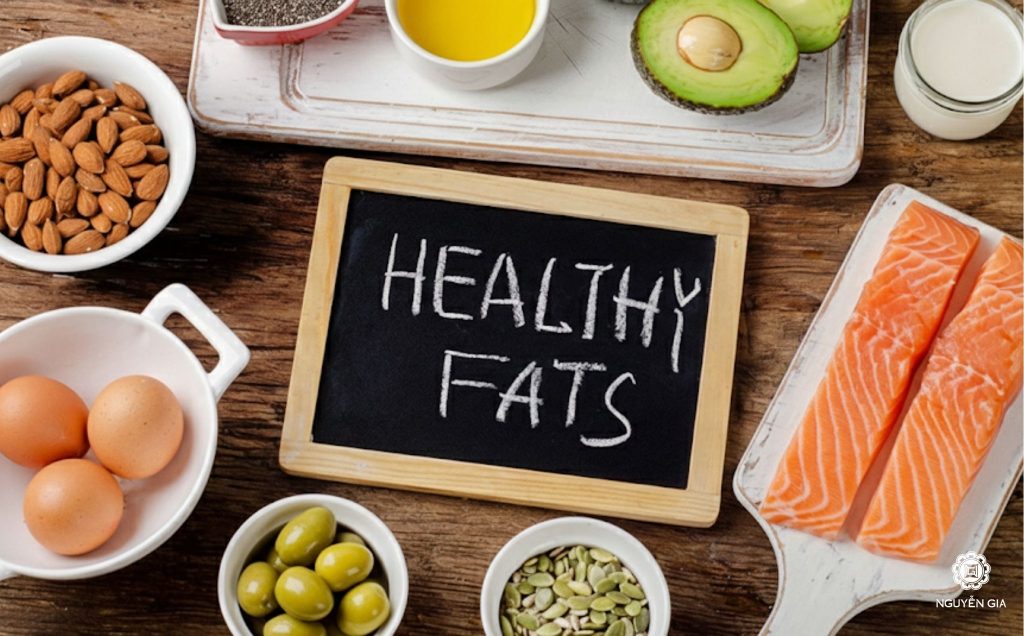 Nhóm chất béo gồm các loại gì? Gợi ý thực phẩm lành mạnh